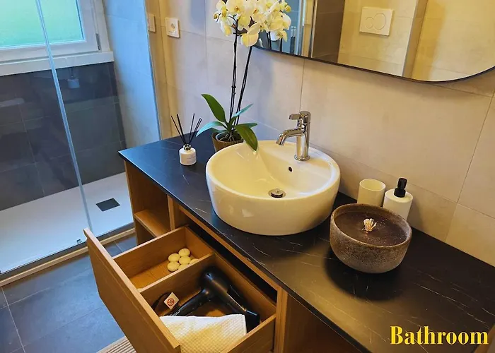 Luxe Dimora , Your Escape Apartament *